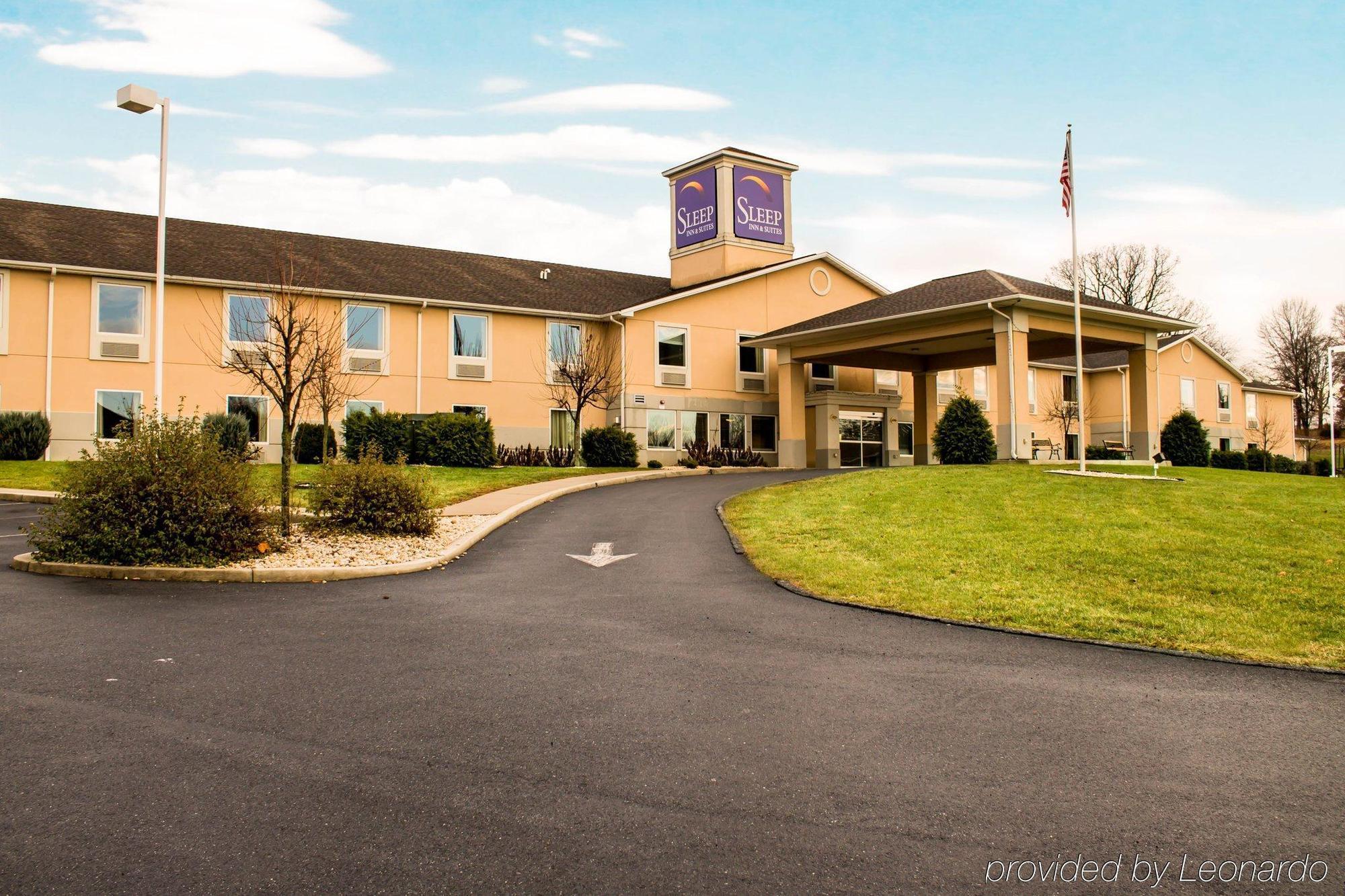 Quality Inn & Suites Chambersburg Εξωτερικό φωτογραφία